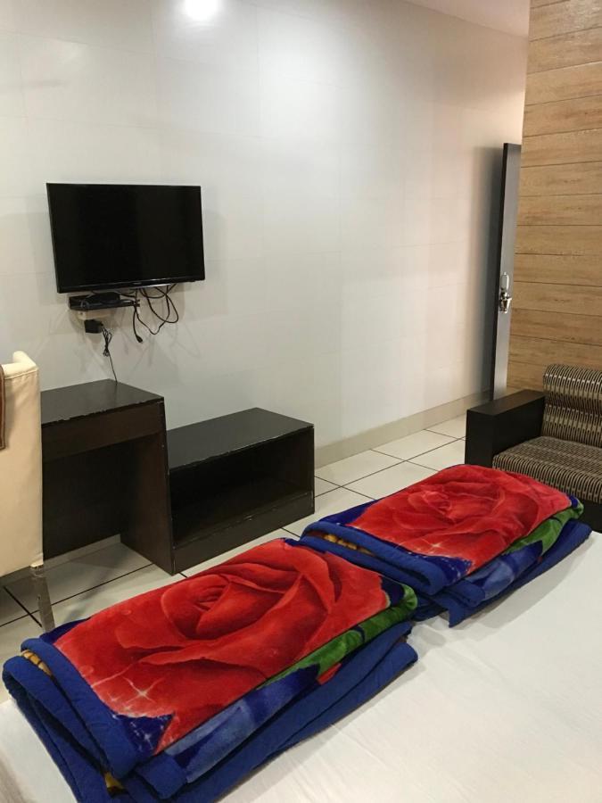 Hotel Natraj Bulandshahr Luaran gambar