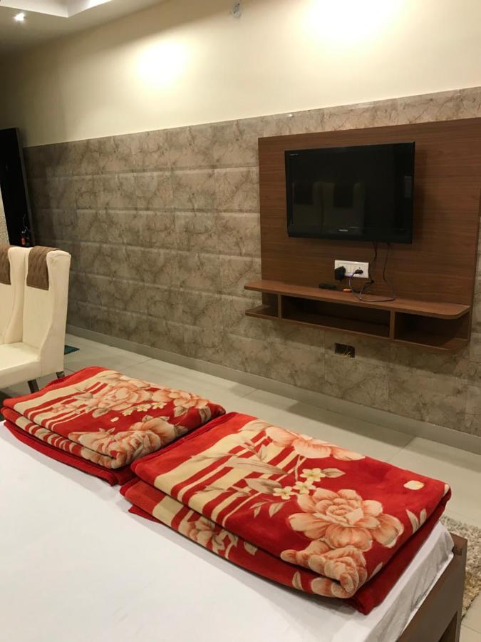 Hotel Natraj Bulandshahr Luaran gambar