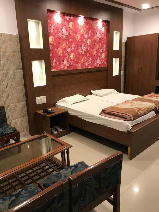 Hotel Natraj Bulandshahr Luaran gambar