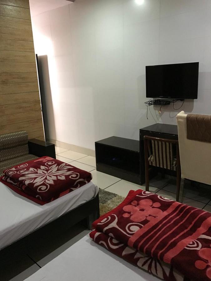 Hotel Natraj Bulandshahr Luaran gambar