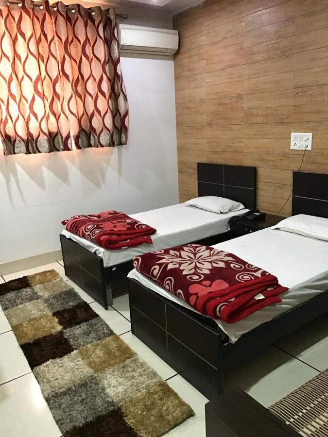 Hotel Natraj Bulandshahr Luaran gambar