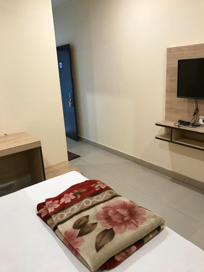 Hotel Natraj Bulandshahr Luaran gambar